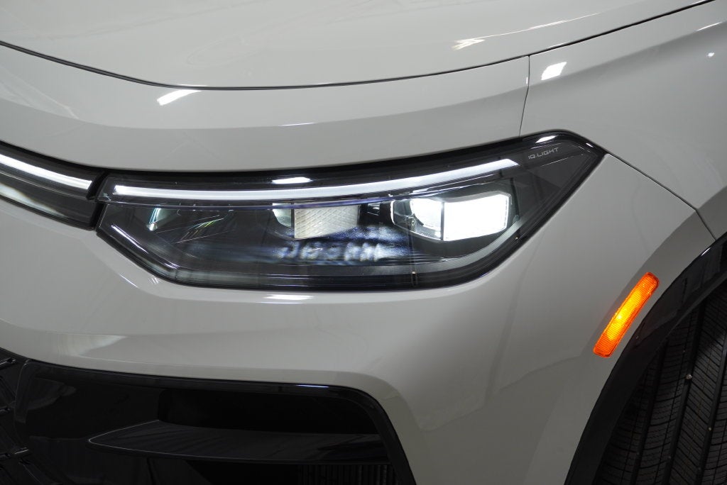 2026 Volkswagen Tiguan SEL R-Line Turbo