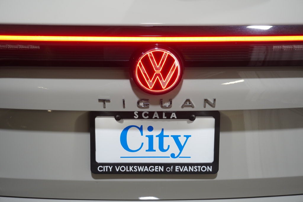 2026 Volkswagen Tiguan SEL R-Line Turbo