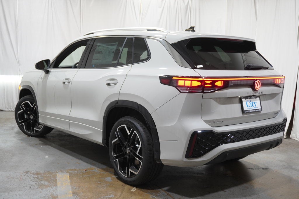 2026 Volkswagen Tiguan SEL R-Line Turbo