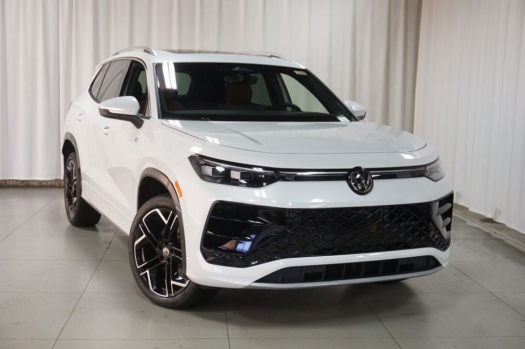 2026 Volkswagen Tiguan 2.0T SEL R-Line Turbo