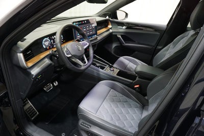 2026 Volkswagen Tiguan 2.0T SEL R-Line Turbo