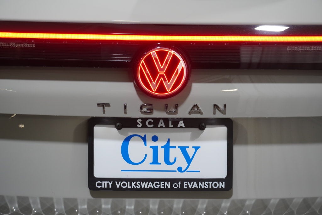 2026 Volkswagen Tiguan SEL R-Line Turbo