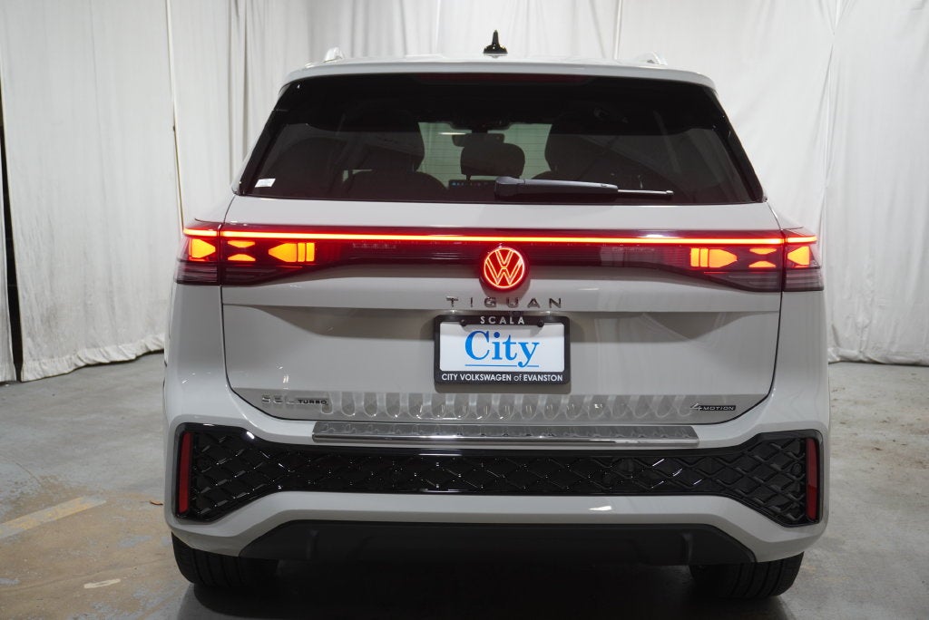 2026 Volkswagen Tiguan SEL R-Line Turbo