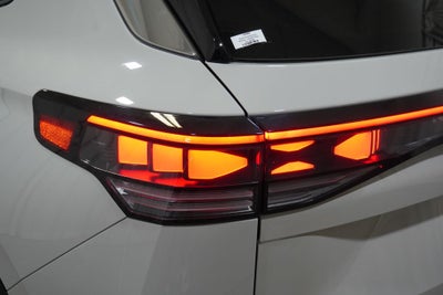 2026 Volkswagen Tiguan 2.0T SEL R-Line Turbo