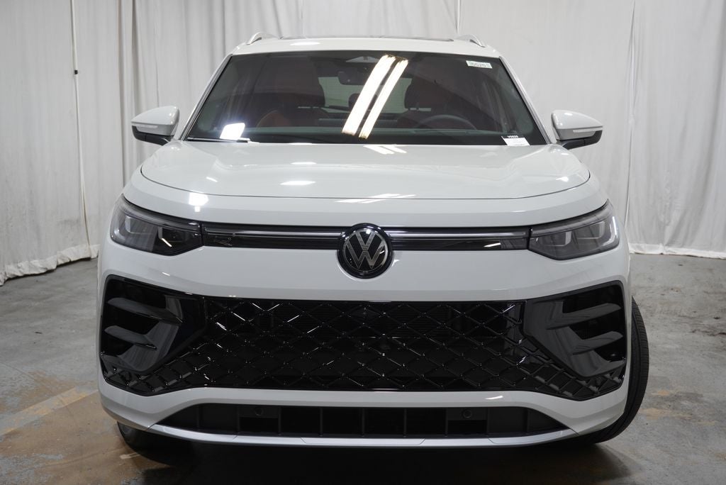 2026 Volkswagen Tiguan 2.0T SEL R-Line Turbo