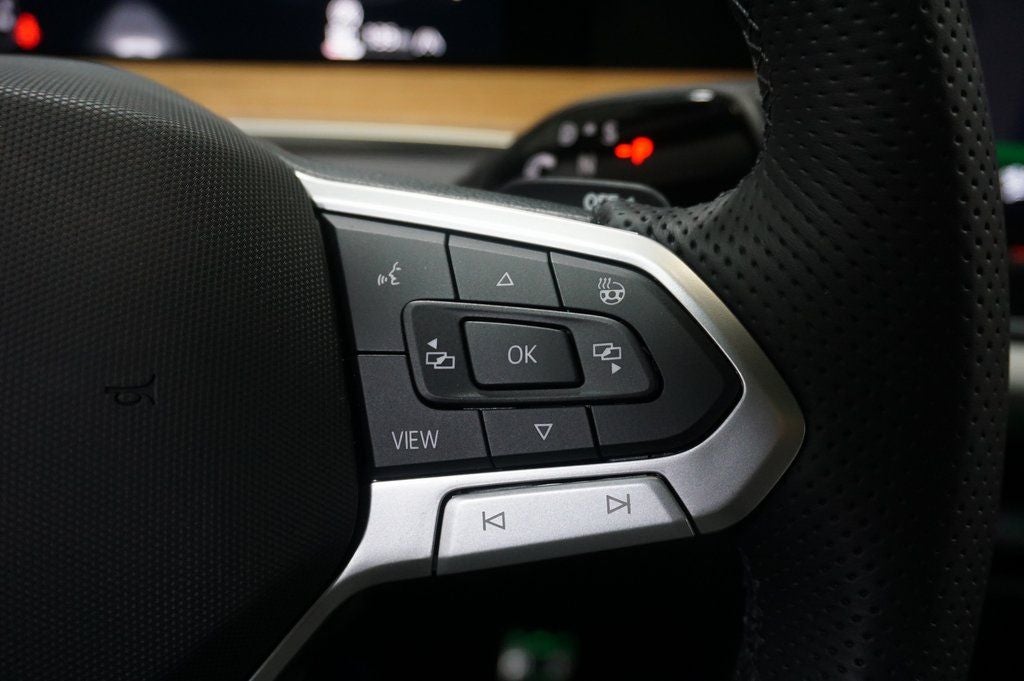 2026 Volkswagen Tiguan 2.0T SEL R-Line Turbo