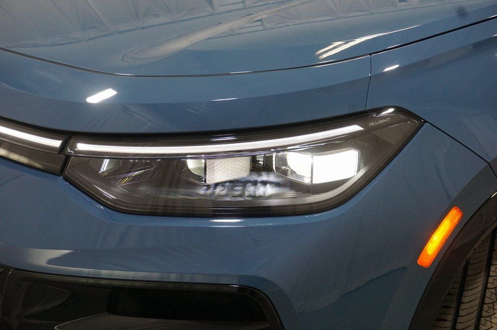 2026 Volkswagen Tiguan 2.0T SEL R-Line Turbo