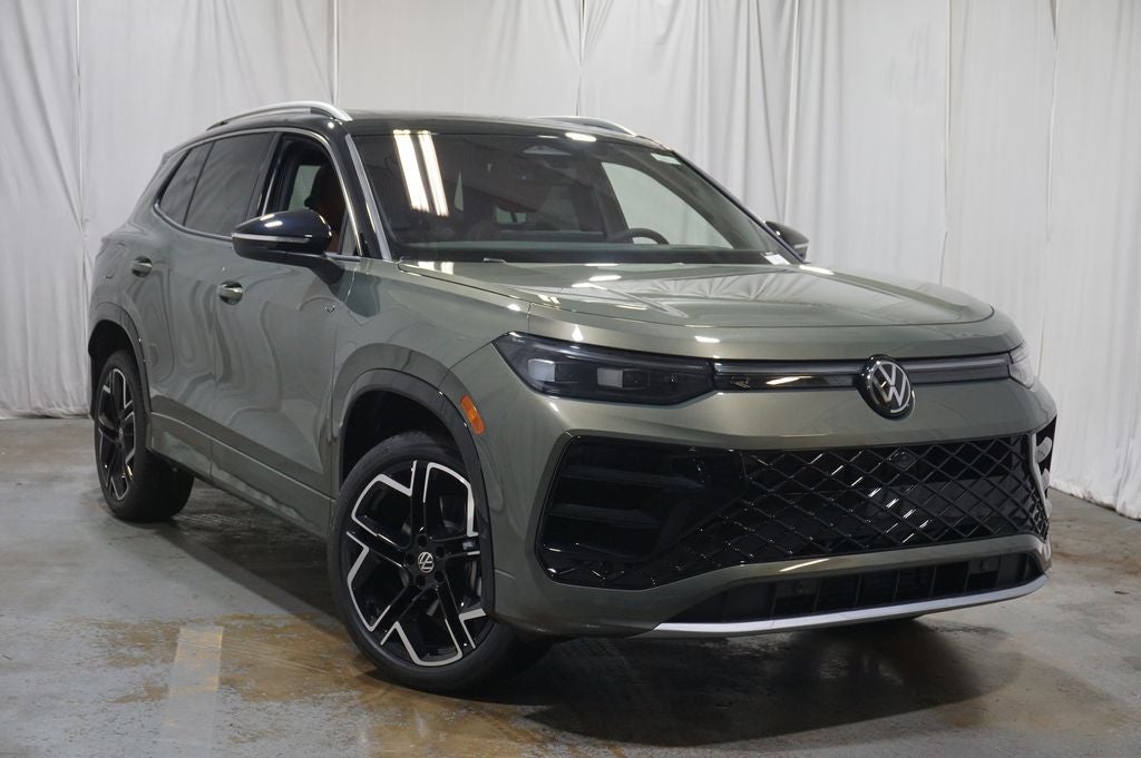 2026 Volkswagen Tiguan 2.0T SEL R-Line Turbo