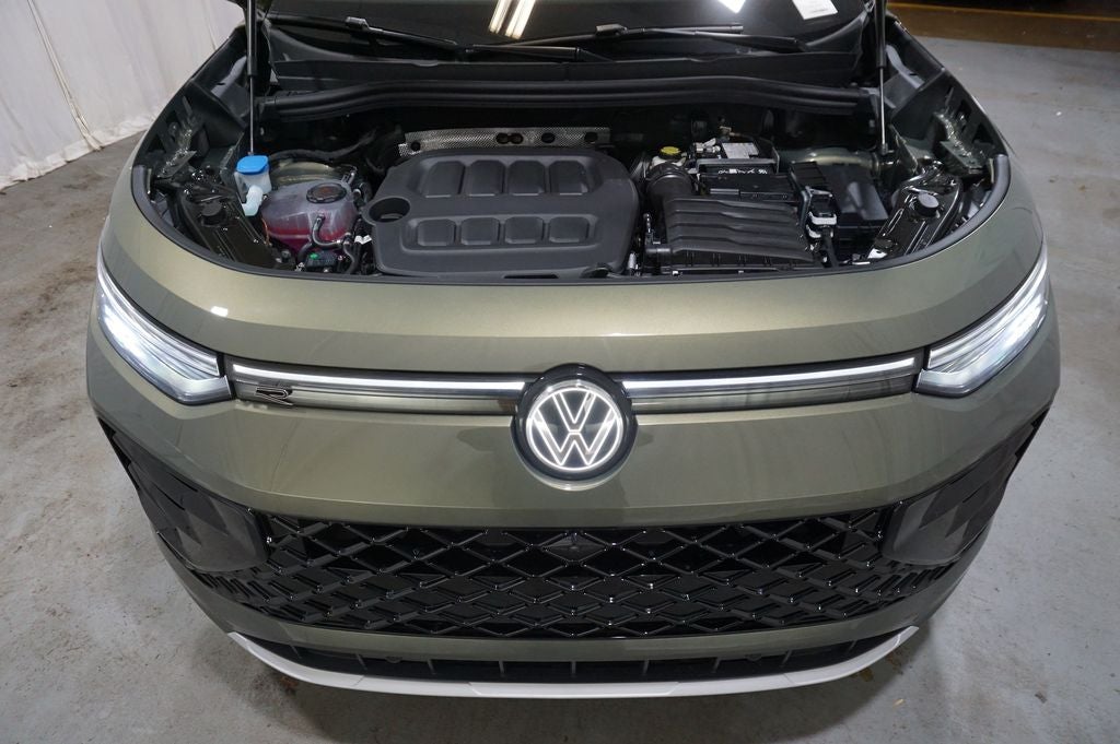2026 Volkswagen Tiguan 2.0T SEL R-Line Turbo