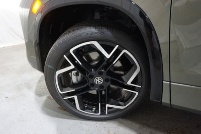 2026 Volkswagen Tiguan 2.0T SEL R-Line Turbo