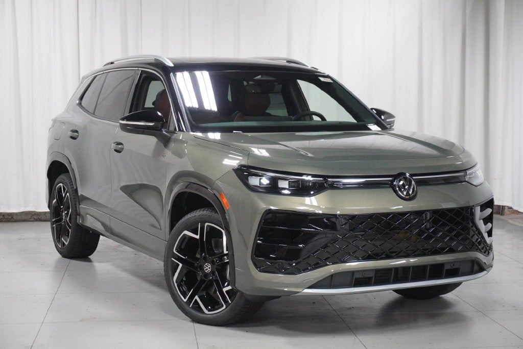 2026 Volkswagen Tiguan SEL R-Line Turbo