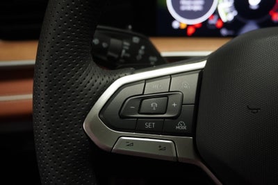 2026 Volkswagen Tiguan SEL R-Line Turbo