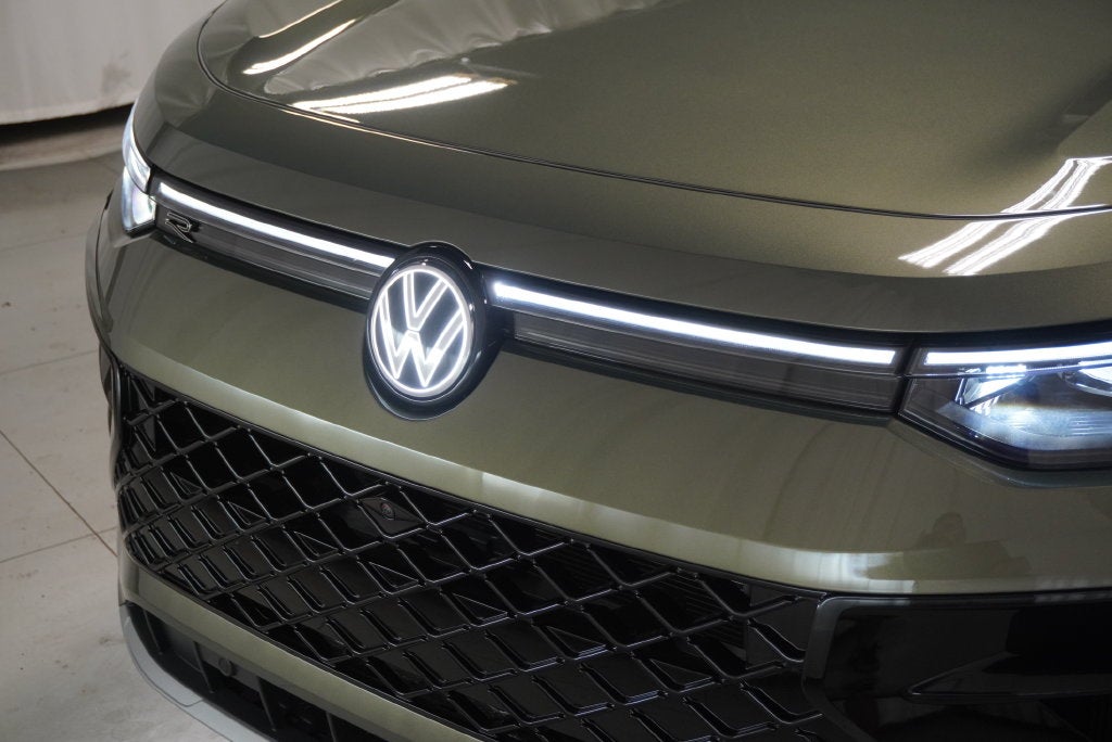 2026 Volkswagen Tiguan SEL R-Line Turbo