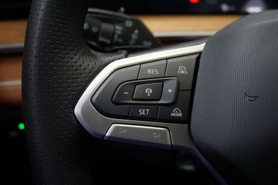 2026 Volkswagen Tiguan 2.0T SEL R-Line Turbo