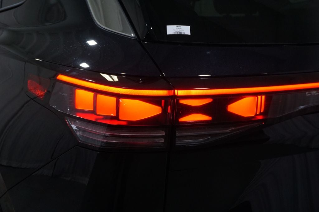 2026 Volkswagen Tiguan 2.0T SEL R-Line Turbo