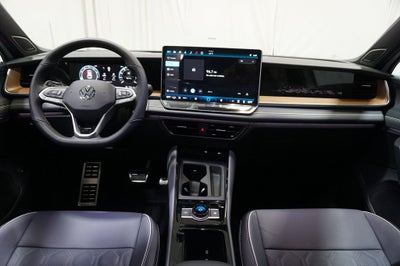 2026 Volkswagen Tiguan 2.0T SEL R-Line Turbo