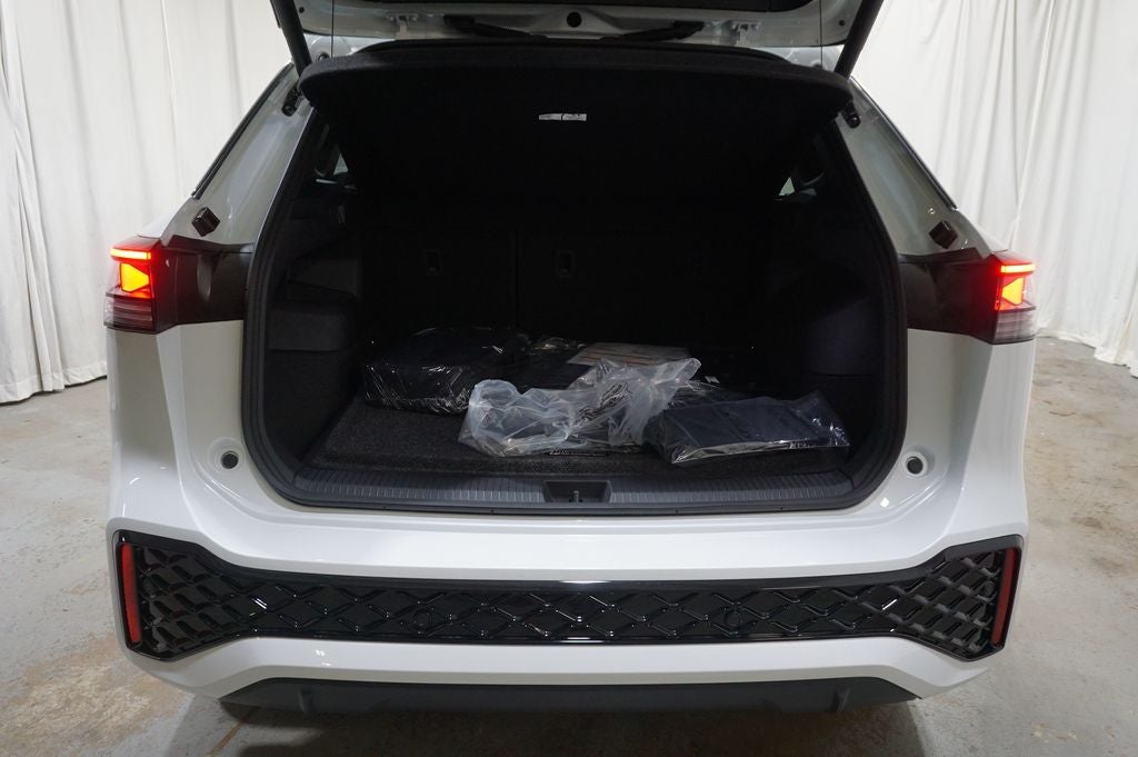 2026 Volkswagen Tiguan 2.0T SEL R-Line Turbo