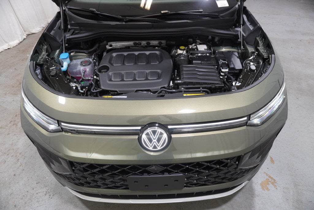2026 Volkswagen Tiguan SEL R-Line Turbo