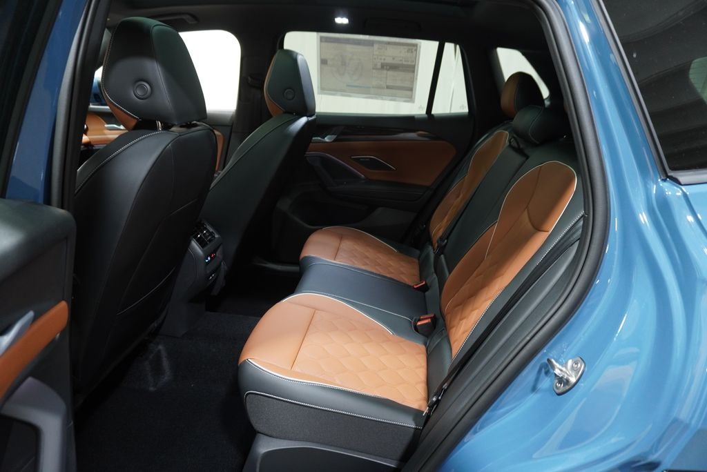 2026 Volkswagen Tiguan 2.0T SEL R-Line