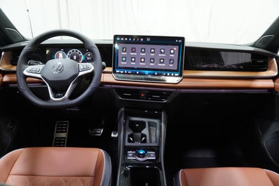 2026 Volkswagen Tiguan 2.0T SEL R-Line