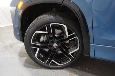 2026 Volkswagen Tiguan 2.0T SEL R-Line