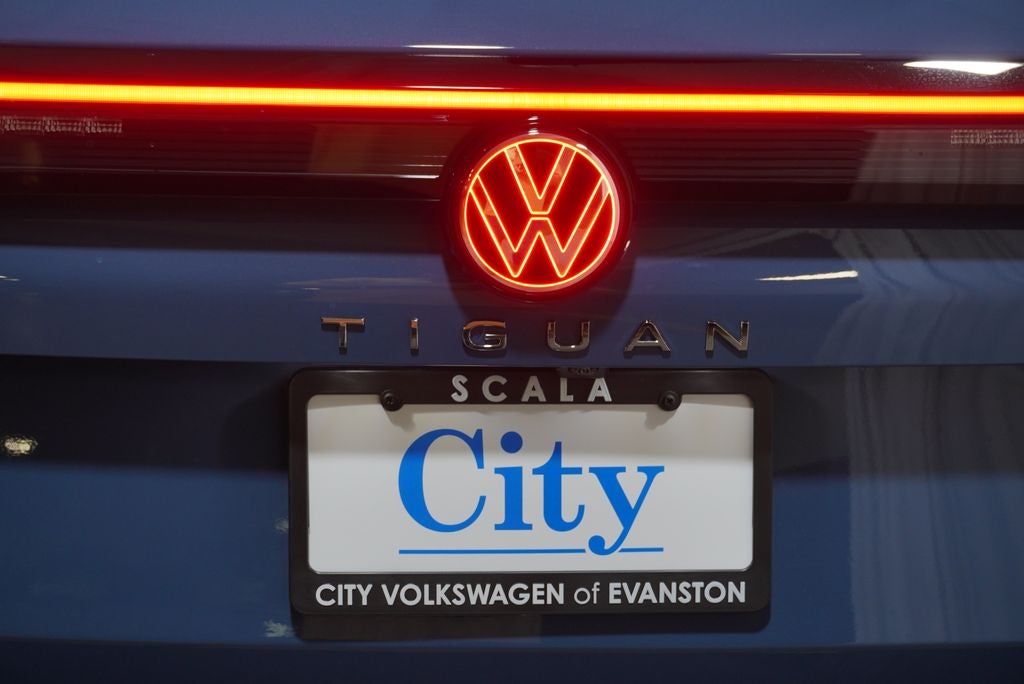 2026 Volkswagen Tiguan 2.0T SEL R-Line