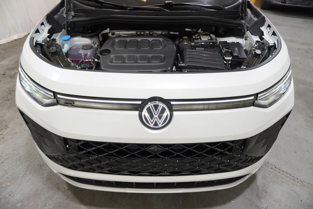 2026 Volkswagen Tiguan 2.0T SEL R-Line Turbo