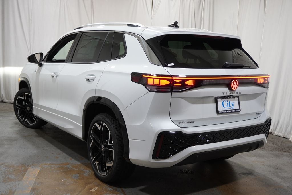 2026 Volkswagen Tiguan 2.0T SEL R-Line Turbo
