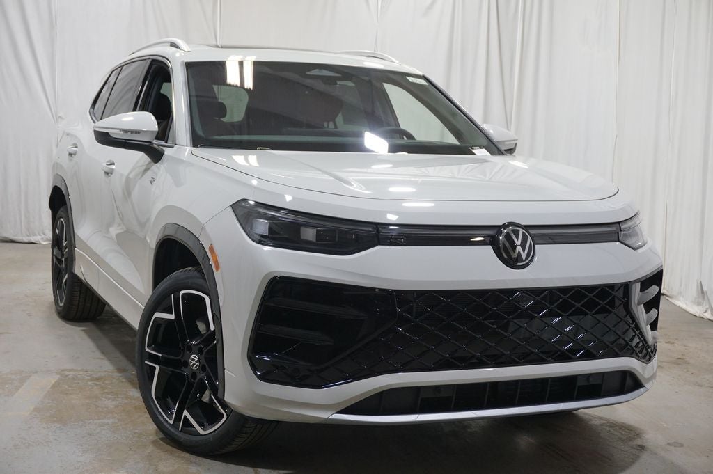 2026 Volkswagen Tiguan 2.0T SEL R-Line Turbo