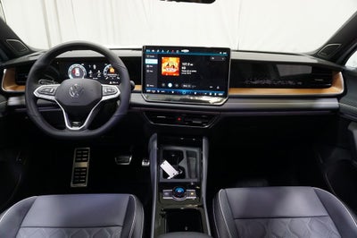 2026 Volkswagen Tiguan 2.0T SEL R-Line Turbo