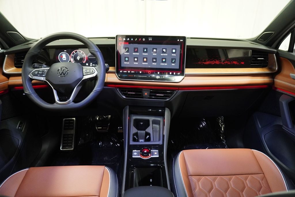 2026 Volkswagen Tiguan 2.0T SEL R-Line