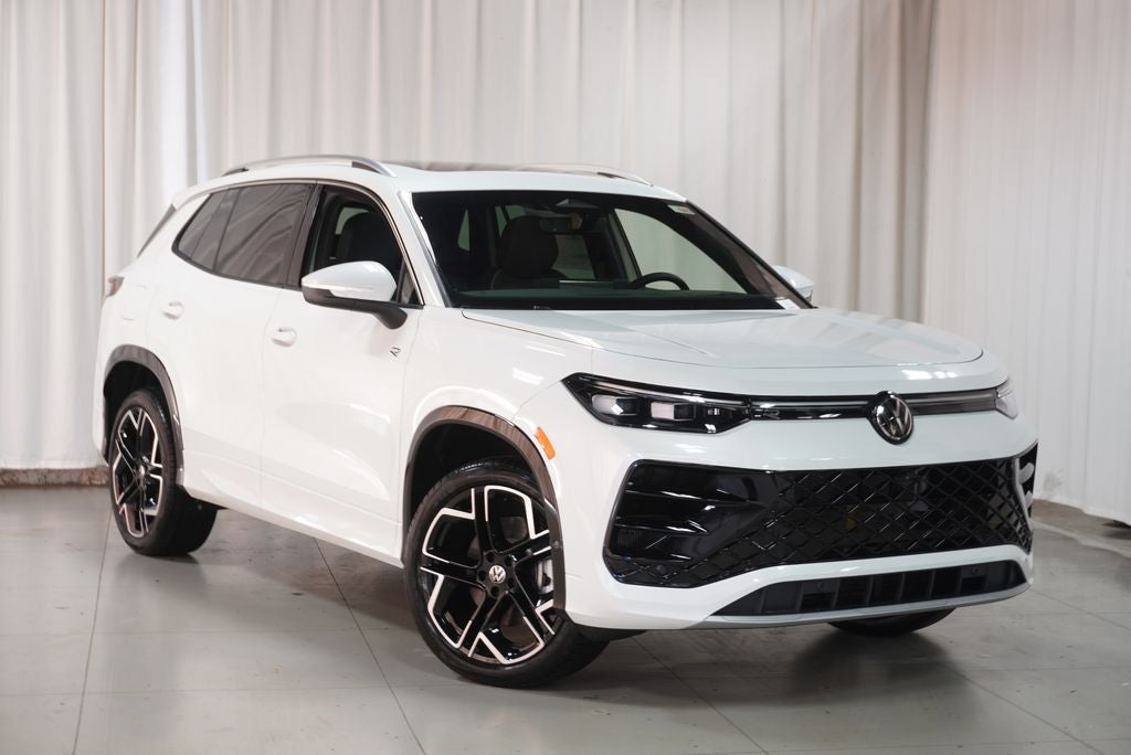 2026 Volkswagen Tiguan 2.0T SEL R-Line