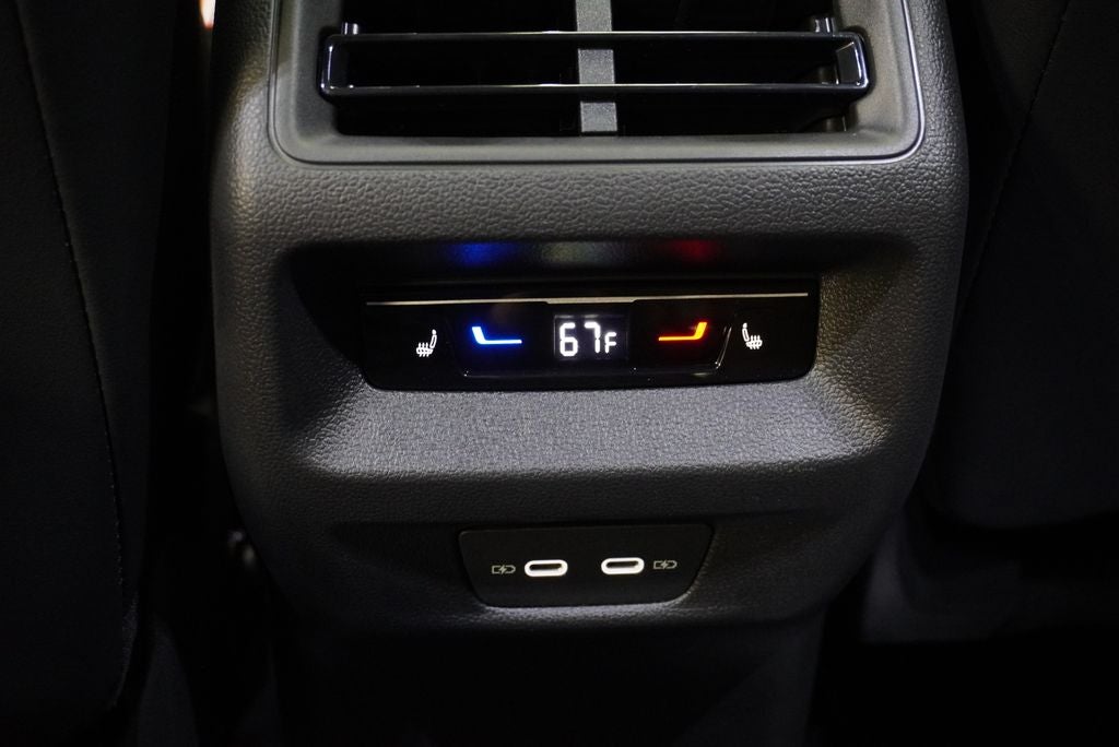 2026 Volkswagen Tiguan 2.0T SEL R-Line