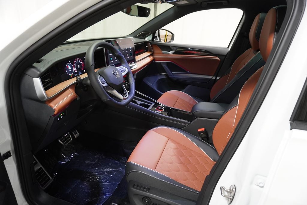 2026 Volkswagen Tiguan 2.0T SEL R-Line