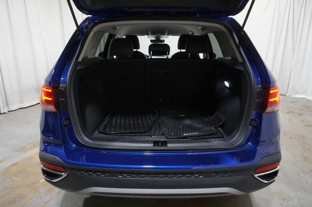 2024 Volkswagen Taos 1.5T SE