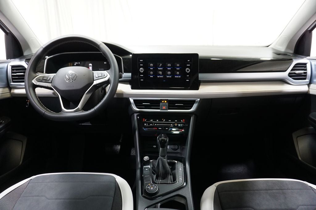 2026 Volkswagen Taos 1.5T SE