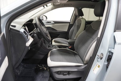 2027 Volkswagen Taos 1.5T SE