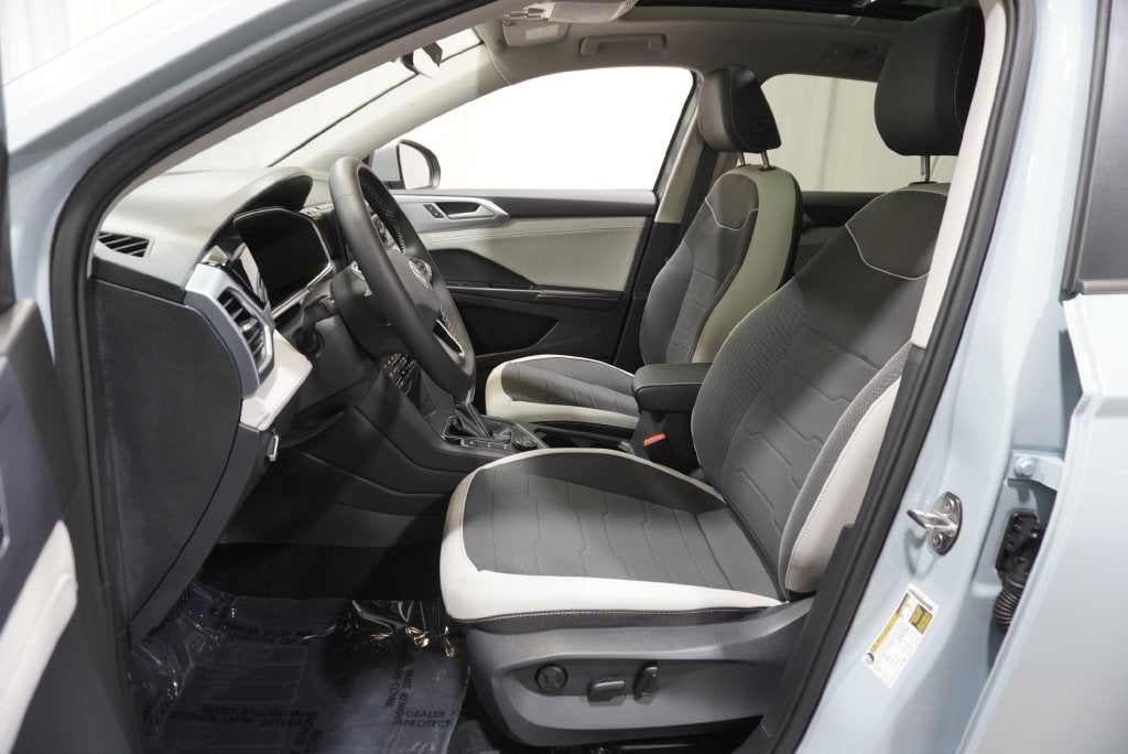 2027 Volkswagen Taos 1.5T SE