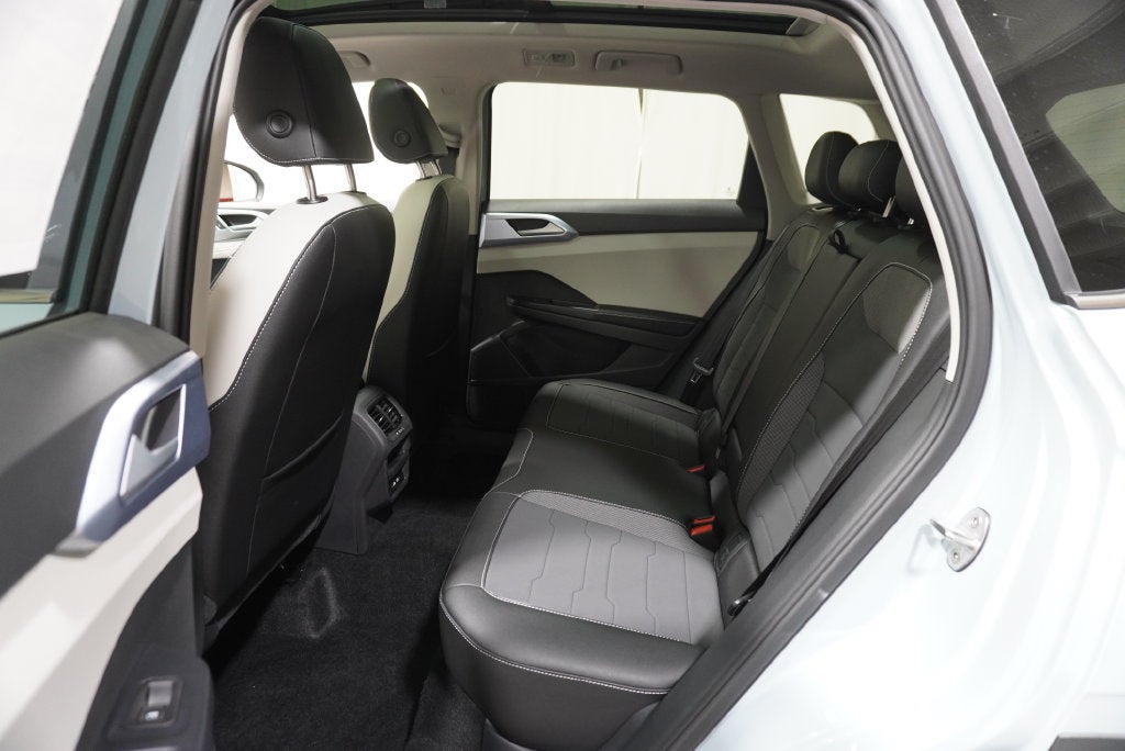 2027 Volkswagen Taos 1.5T SE