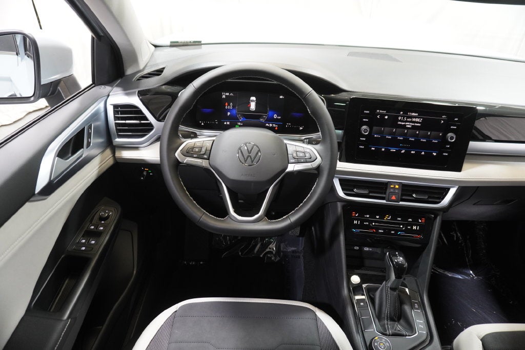 2027 Volkswagen Taos 1.5T SE