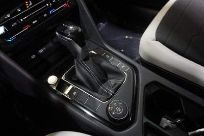 2027 Volkswagen Taos 1.5T SE