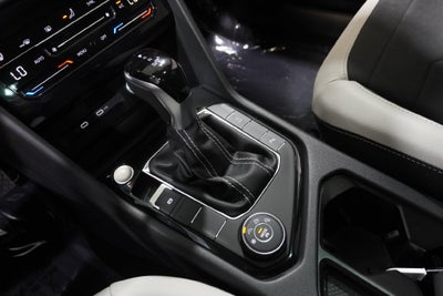 2027 Volkswagen Taos 1.5T SE