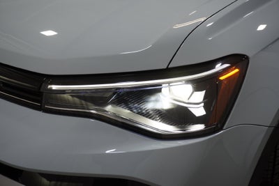 2027 Volkswagen Taos 1.5T SE