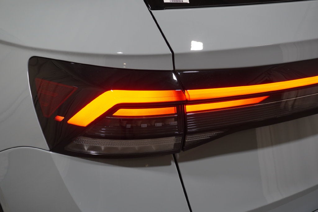 2027 Volkswagen Taos 1.5T SE
