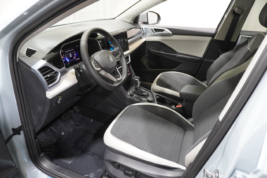 2027 Volkswagen Taos 1.5T SE