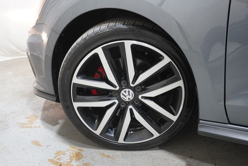 2018 Volkswagen Jetta GLI 2.0