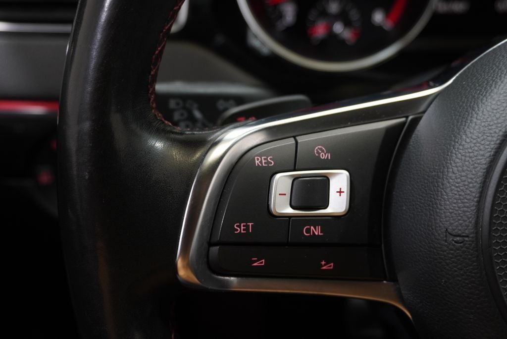 2018 Volkswagen Jetta GLI 2.0