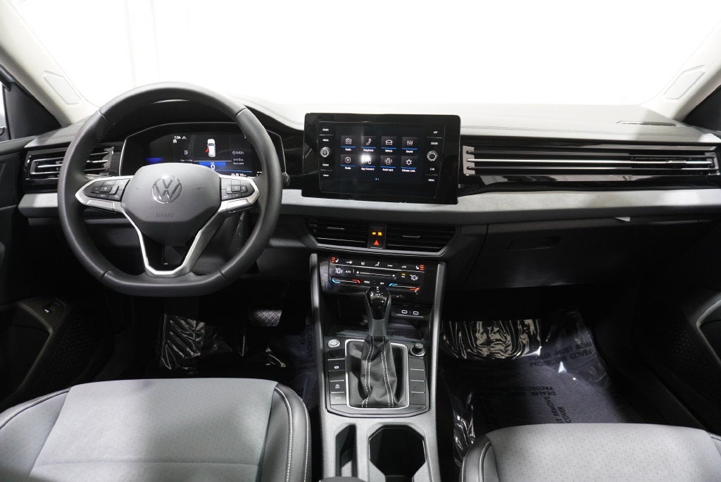 2025 Volkswagen Jetta 1.5T SE