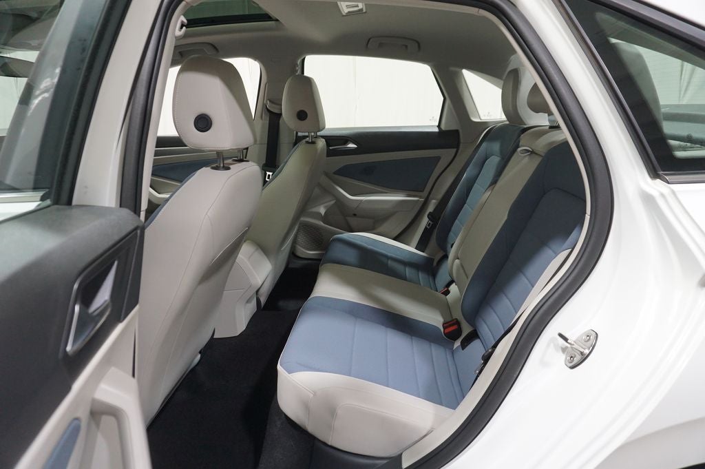 2025 Volkswagen Jetta 1.5T SE