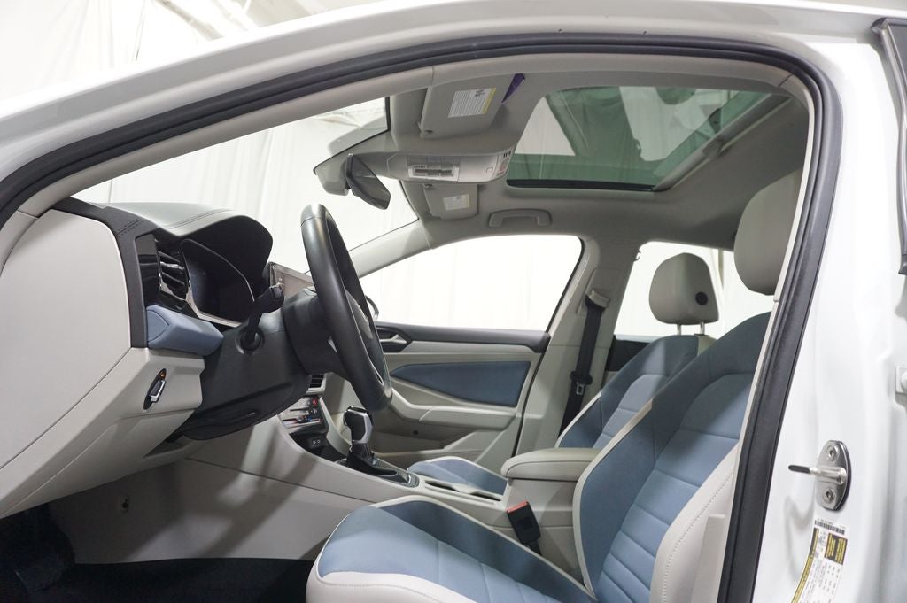 2025 Volkswagen Jetta 1.5T SE